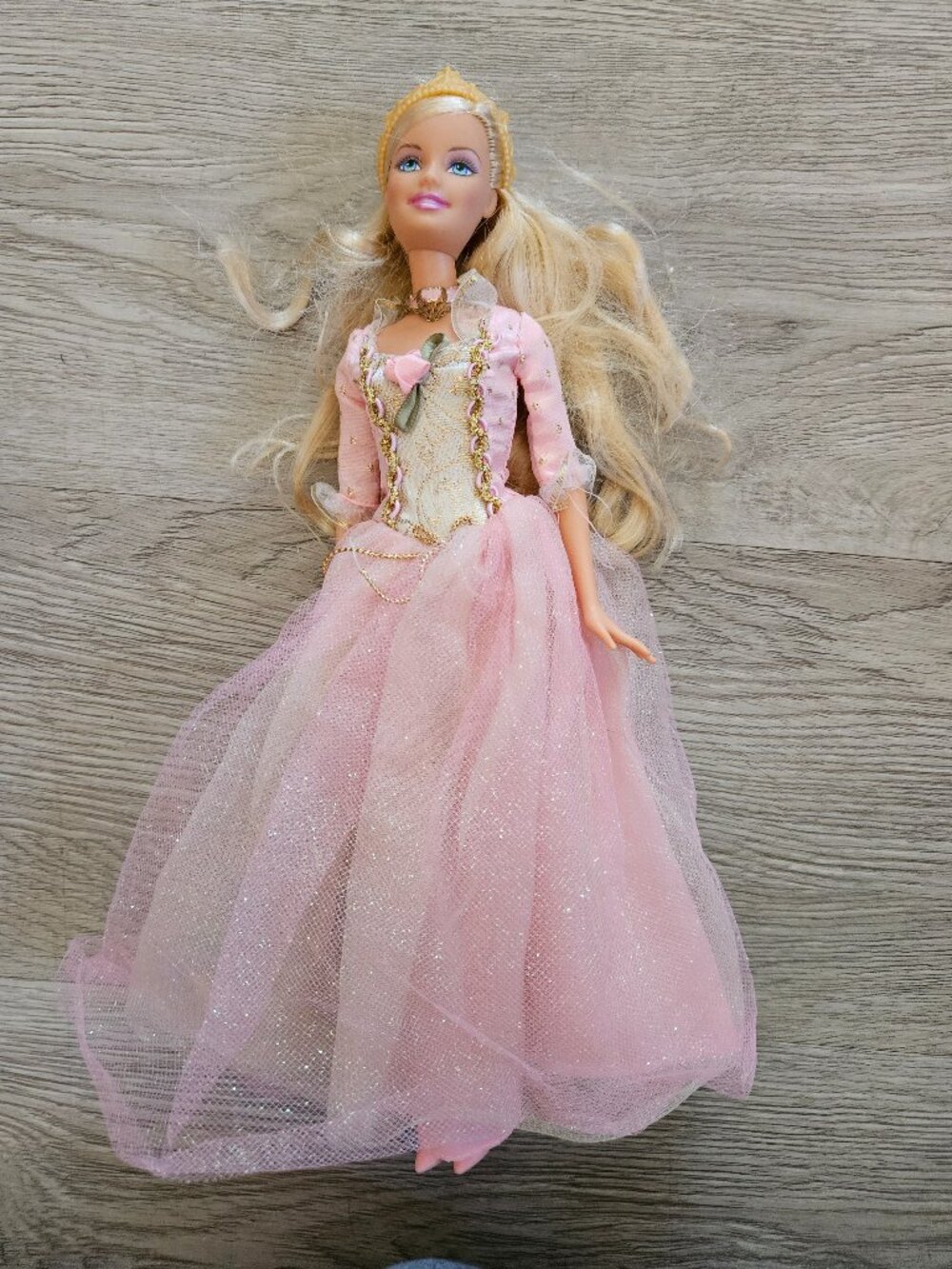 2004 Barbie as Princess Anneliese Princess and the Pauper